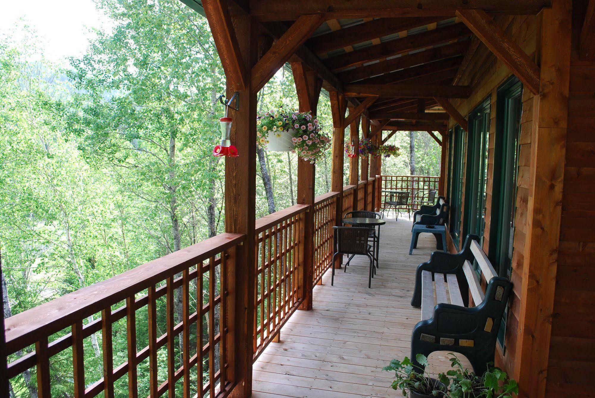 Auberge de la Rivière Matapédia - Matapédia River Lodge Routhierville Esterno foto